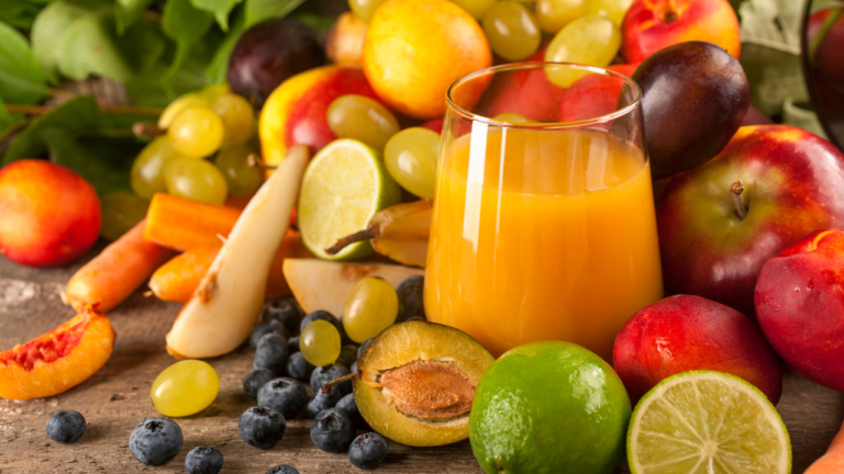 Uống gì để kinh nguyệt ra đều đặn hơn