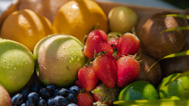 Cách ăn uống giúp giảm khó chịu trong thời kỳ tiền mãn kinh